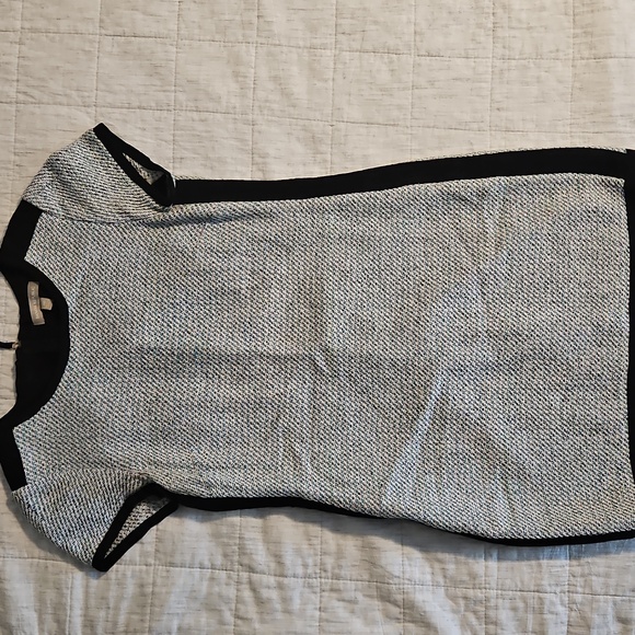 Banana Republic Dresses & Skirts - Banana Republic Black and White Textured Dress